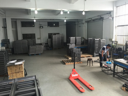 焊接螺釘，儲(chǔ)能螺釘，短周期螺釘，長(zhǎng)周期螺釘，焊釘，焊接螺柱，裕豐五金，焊釘廠家，緊固件，焊釘定制